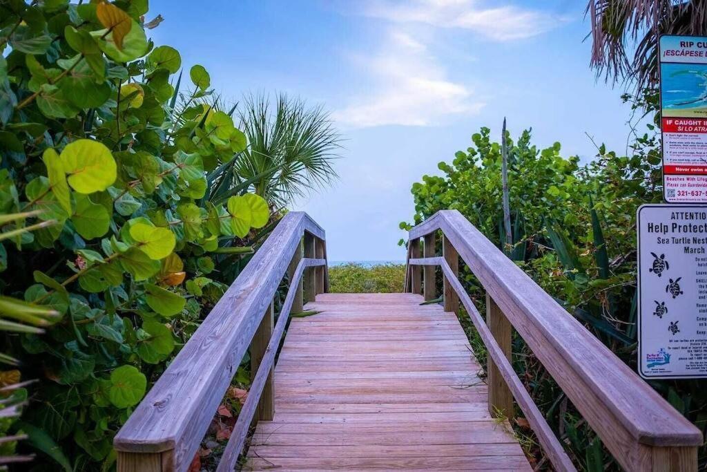 Beach House W/Putting Green/Game Rm/Rooftop Deck Cocoa Beach Exteriör bild